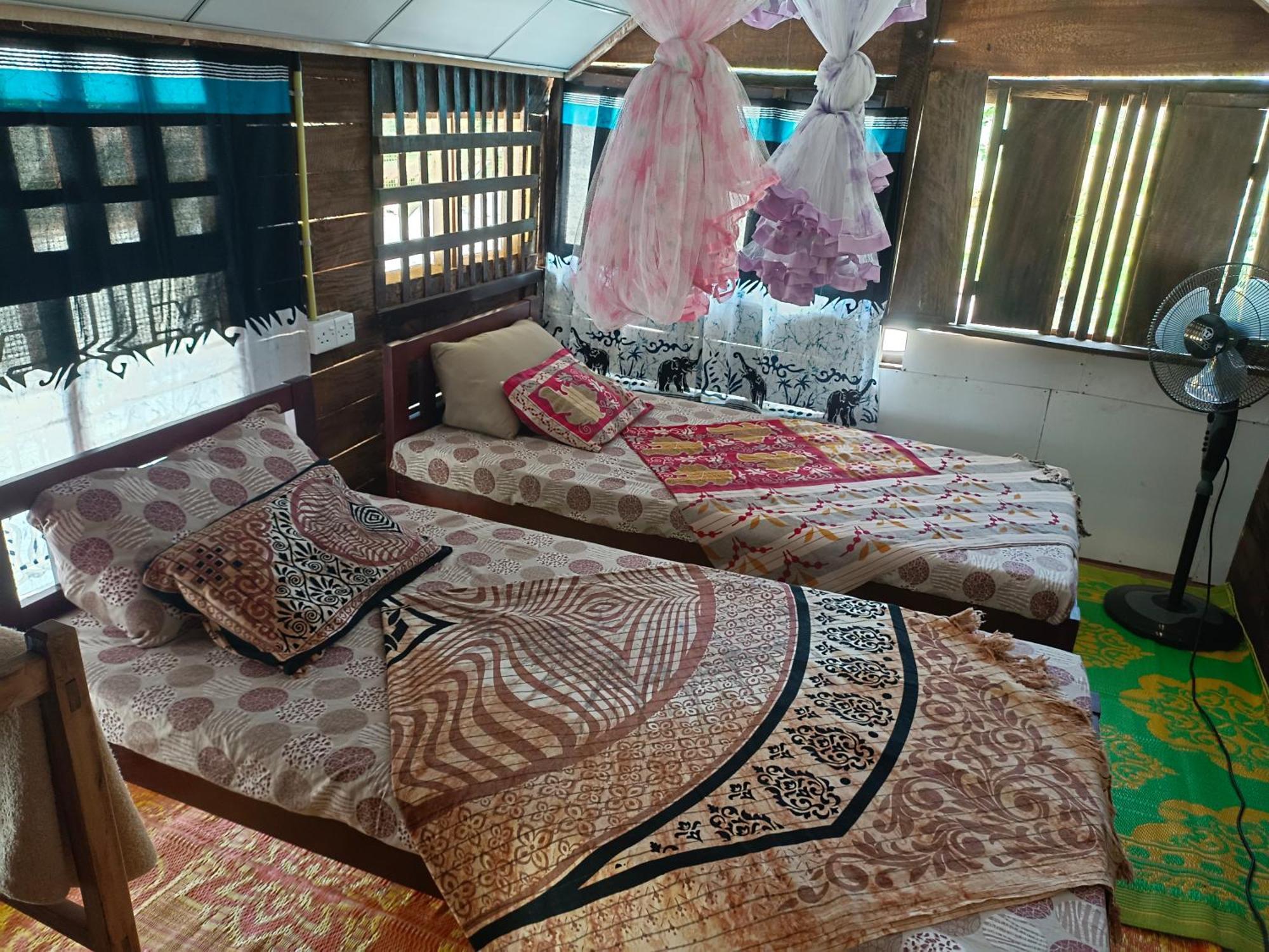 הבאראנה Mamisa Cafe, Home Stay מראה חיצוני תמונה